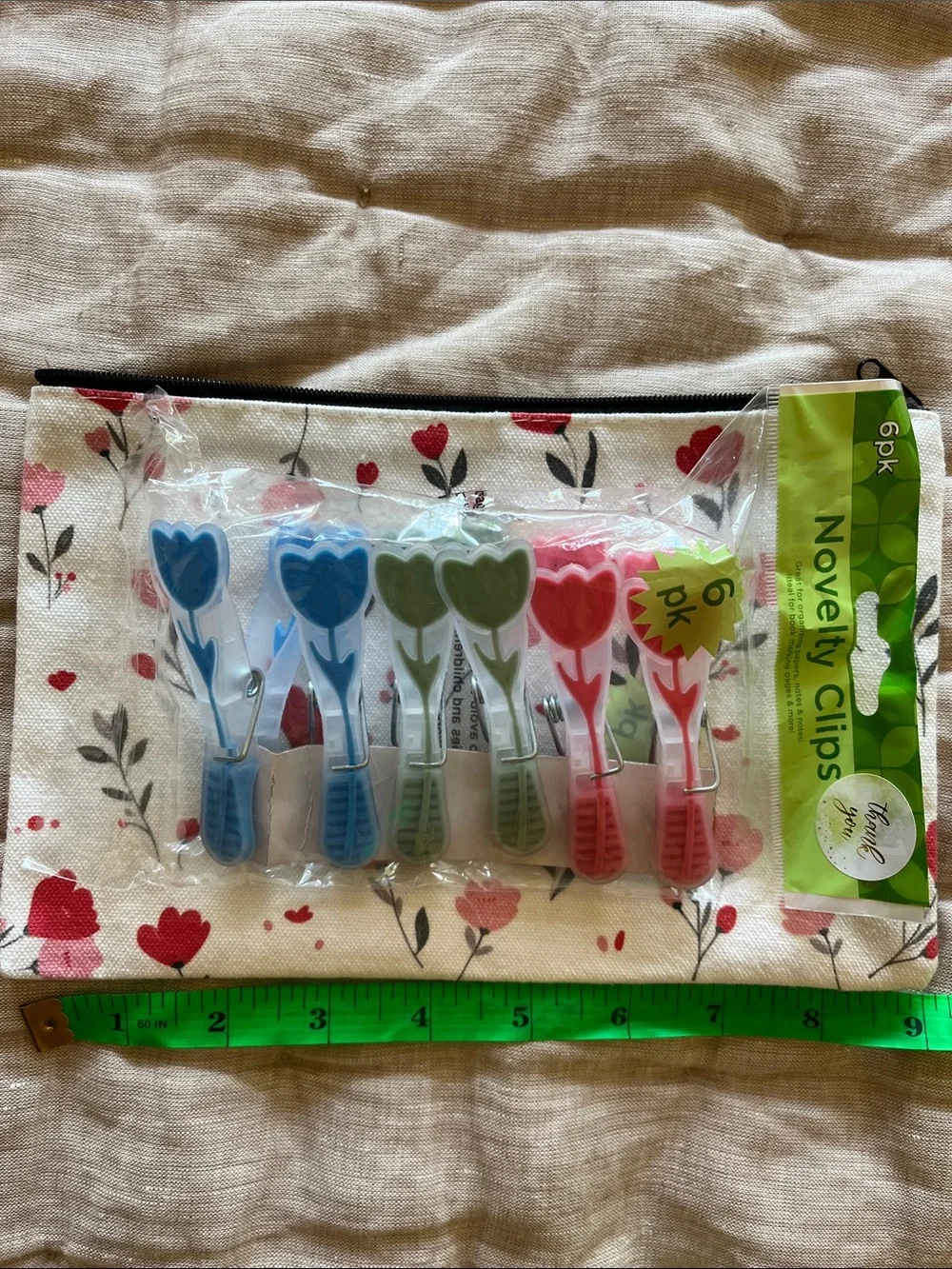 Tulip Canvas Pouch with Matching Novelty Clips nwot
